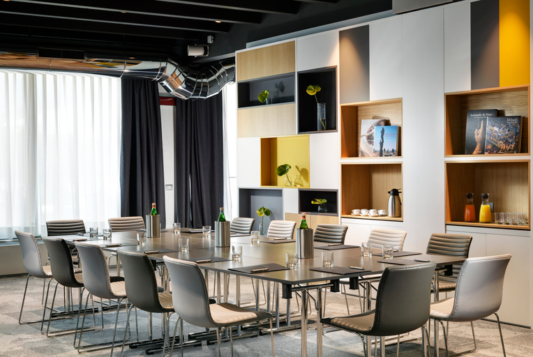 Food & Drinks 5, UNA Hotels The One Milano, Milano
