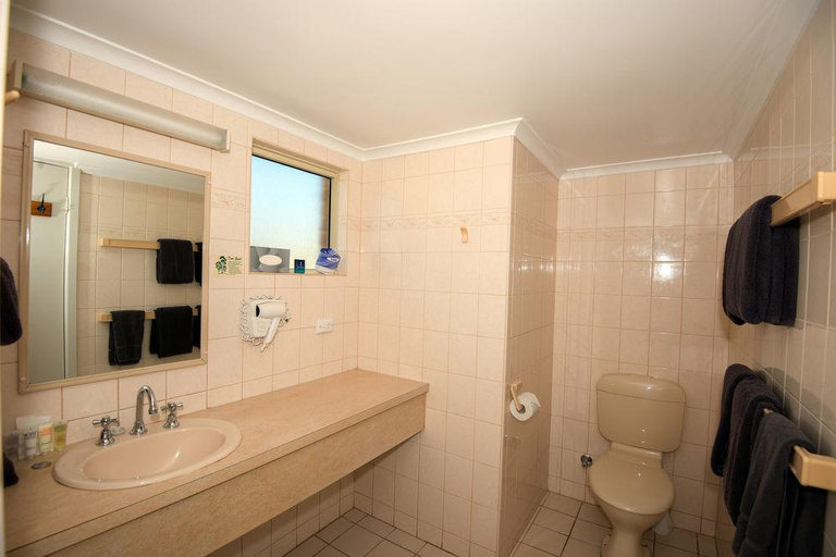 Bathroom, Ningaloo Reef Resort Coral Bay, Carnarvon