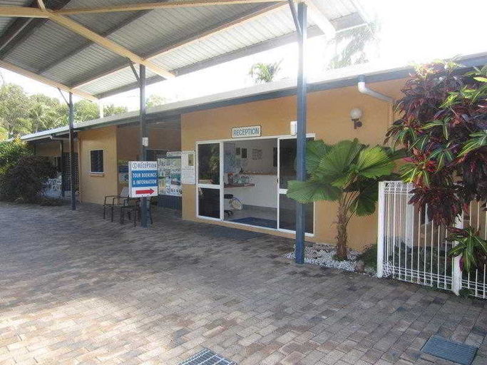 Public Area 2, Lazy Lizard Motor Inn, Douglas