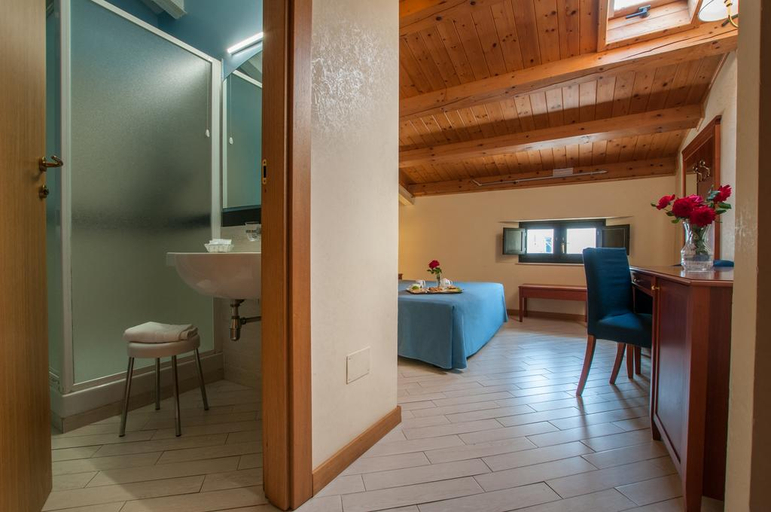 Bedroom 3, Park Hotel Villa Americana, Foggia