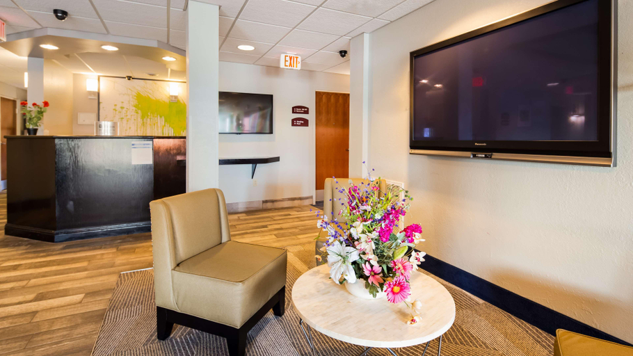 Public Area 2, Best Western Nittany Inn Milroy, Mifflin