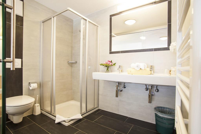 Bathroom 4, Auderer Hotel, Imst