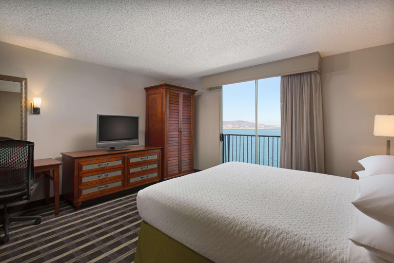 Bedroom 3, Embassy Suites San Francisco Airport Waterfront, San Mateo