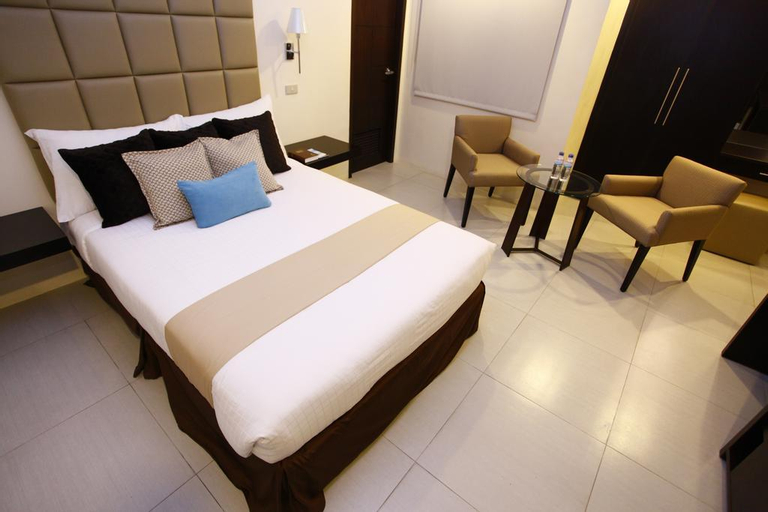 The Oracle Hotel and Residences, Quezon City