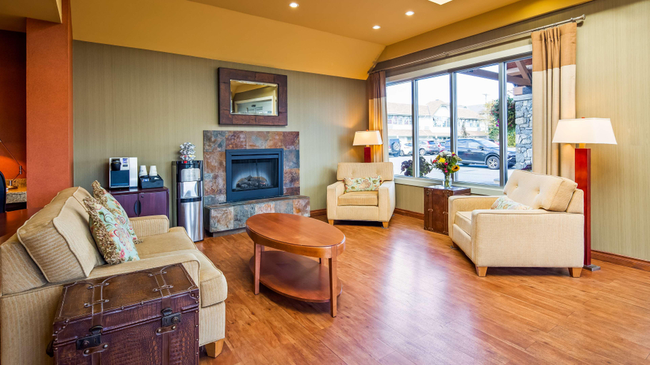Public Area 2, Best Western Plus Emerald Isle Hotel, Capital