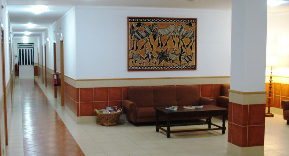 Public Area 3, Rialgarve, Faro