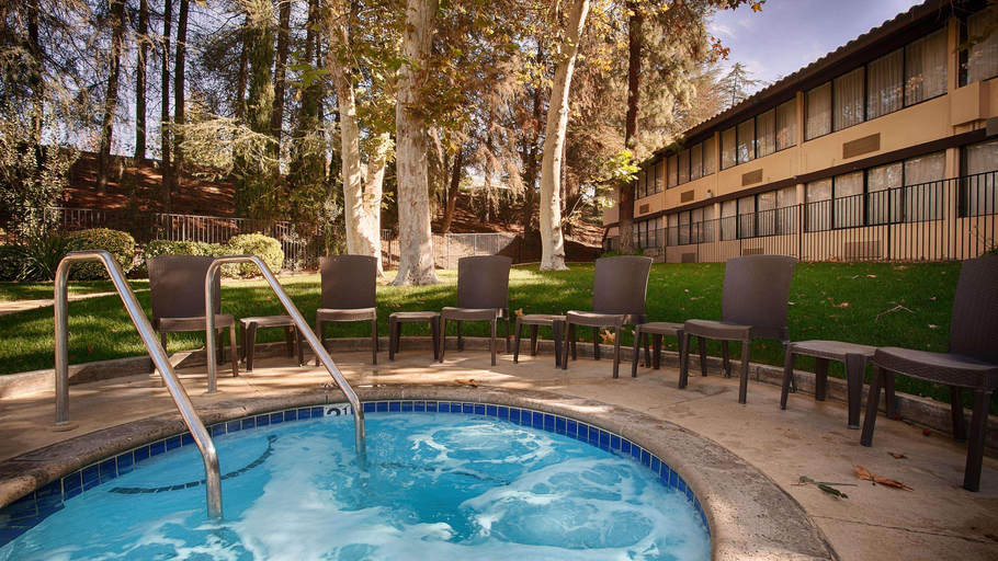 Sport & Beauty 4, Best Western Valencia Inn, Los Angeles
