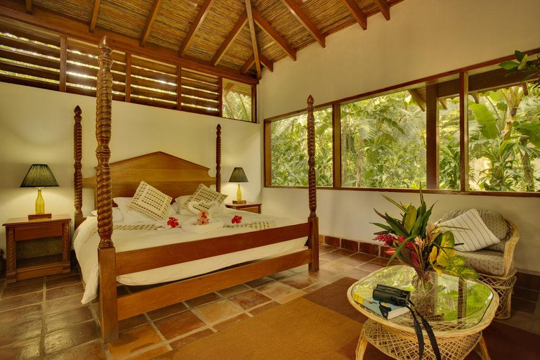 Bedroom 3, Ian Andersons Caves Branch Jungle Lodge
