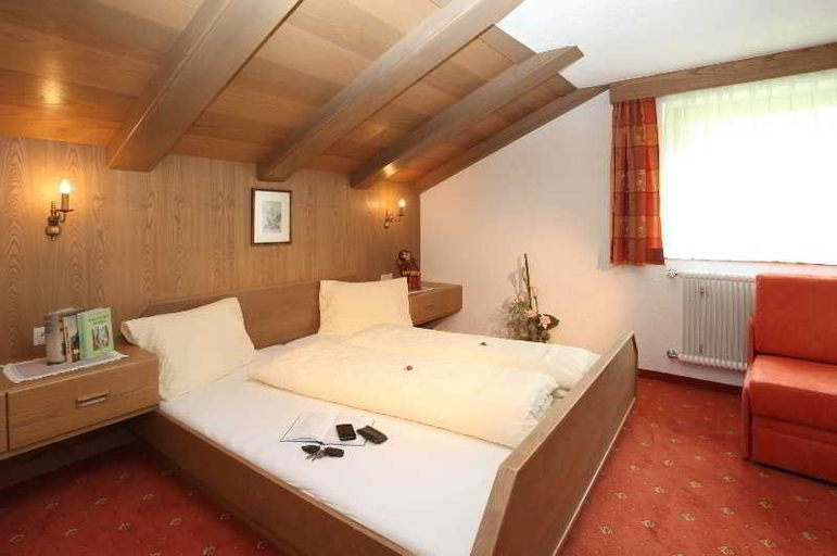 Bedroom 5, Gasthof Weisskugel, Imst