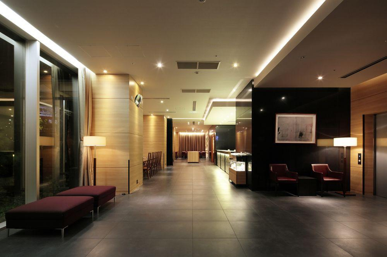 Public Area 4, Candeo Hotels Kameyama, Kameyama