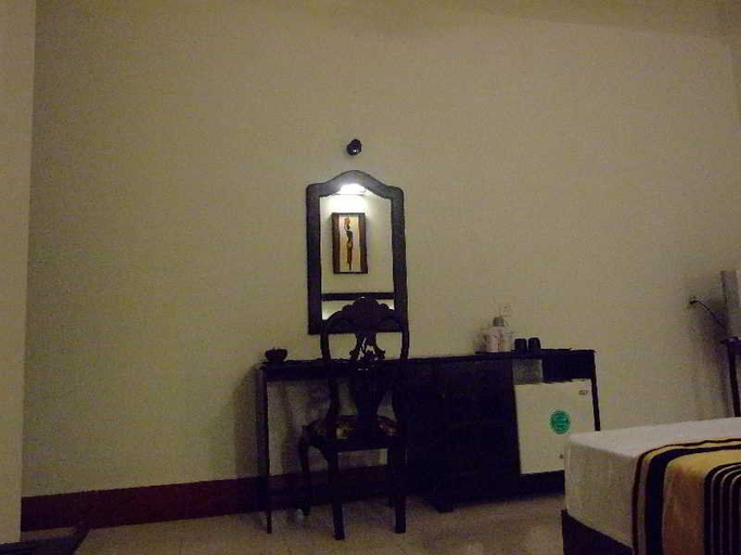 Others 5, Kandyan Arts Residency, K.F.G. & G. Korale