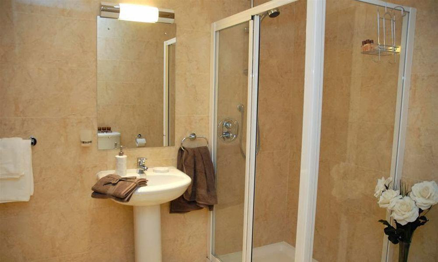 Bathroom, The Western Hotel