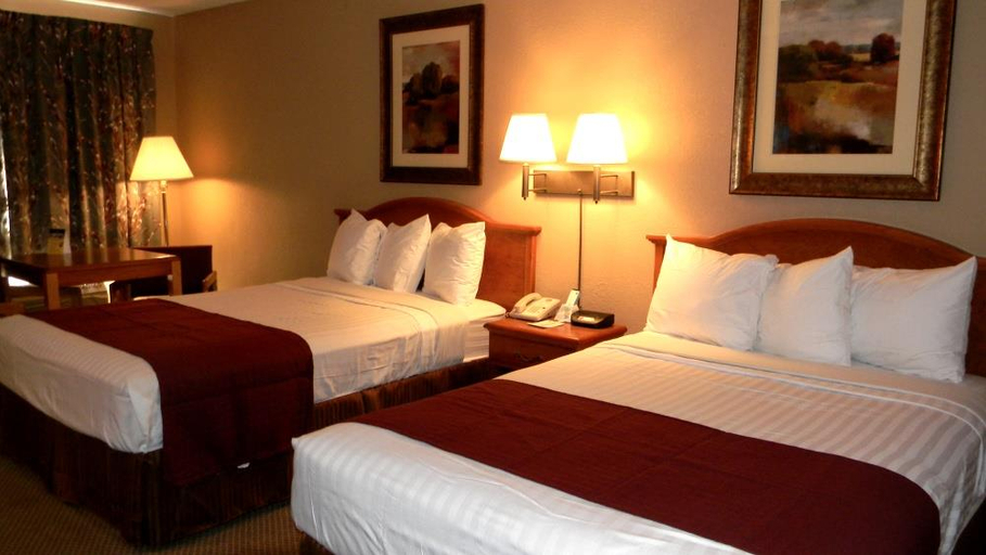 Bedroom 4, The Parkwood Inn & Suites, Stone