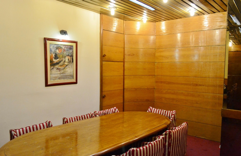 Public Area 2, Alvear, Montevideo