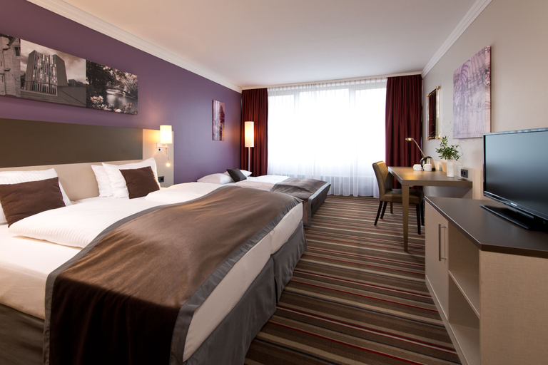 Bedroom 4, Leonardo Hotel Monchengladbach, Mönchengladbach
