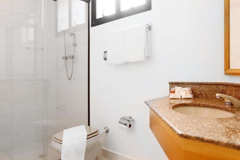 Bathroom 4, Travel Inn Conde Luciano, São Paulo