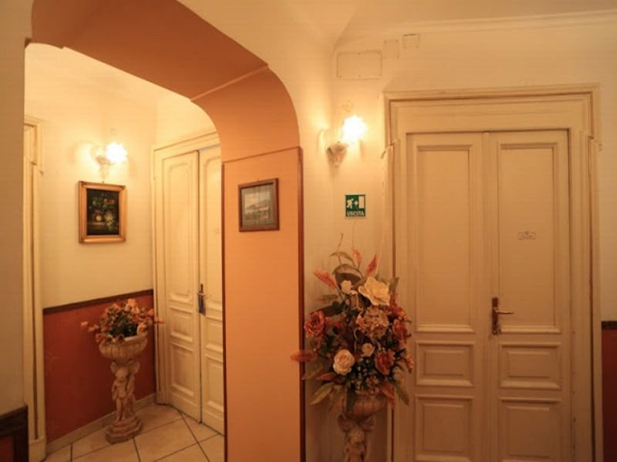 Public Area 2, Bovio Suite, Napoli