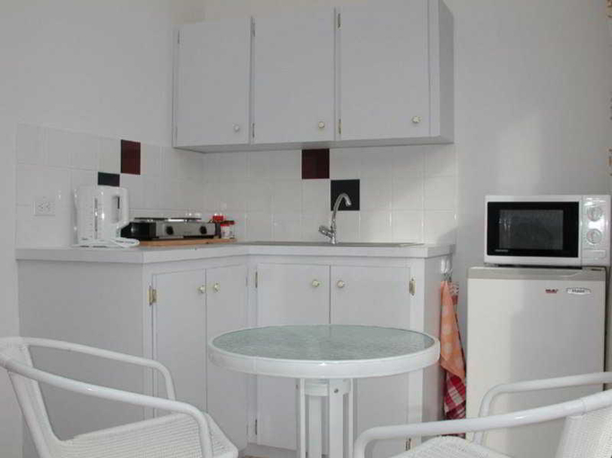 Bedroom, Aruba Harmony Apartments