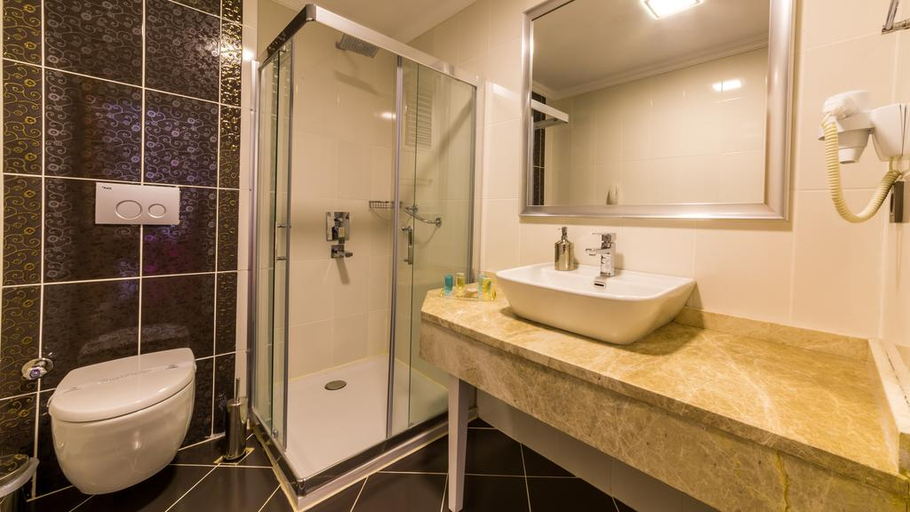 Bathroom 5, Ketenci Hotel, Marmaris