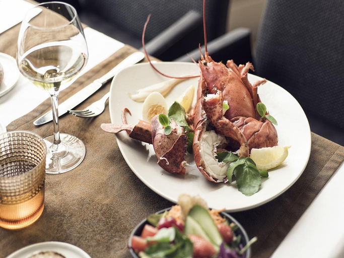 Food & Drinks 5, M Hotel - Different Hotels, Limburg