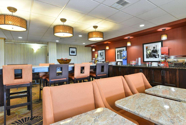 Public Area 3, Hampton Inn Sturgis-Lagrange Area, LaGrange