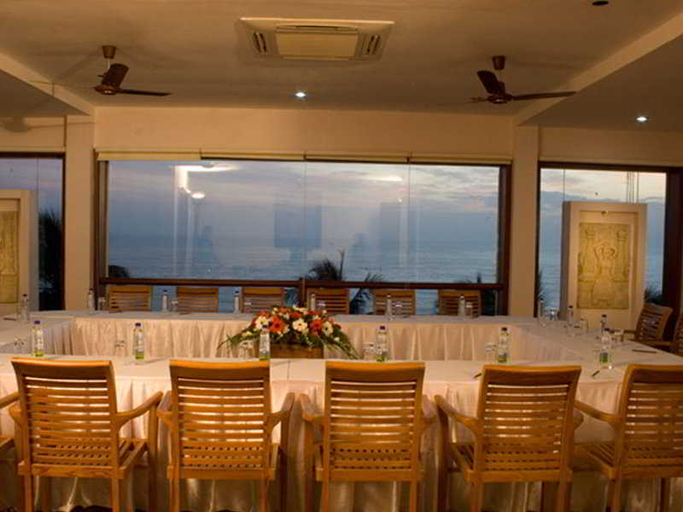 Public Area, Gokulam Grand Turtle On The Beach, Thiruvananthapuram