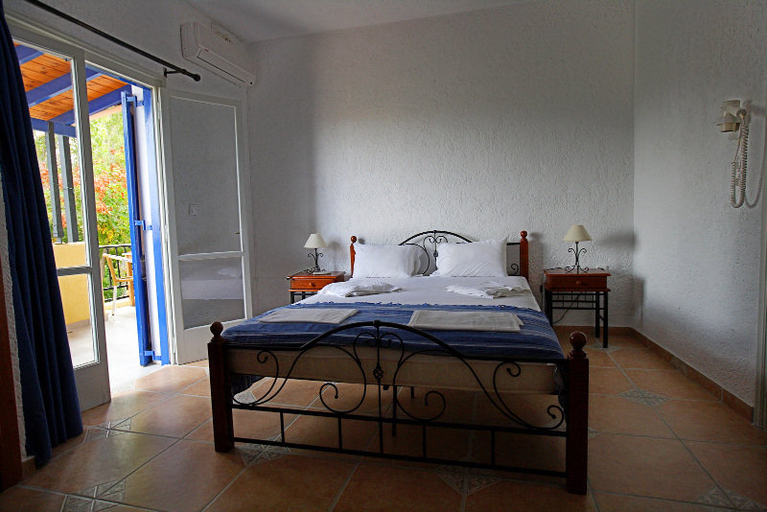 Bedroom 2, 9 Musses Hotel Apartments, North Aegean