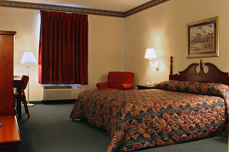 Bedroom 3, Best Western Collins Inn & Suites, Covington