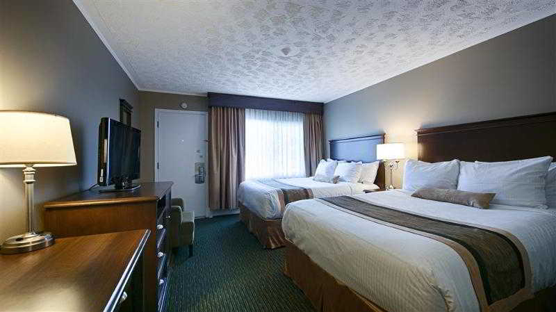 Bedroom 3, Best Western Aurora Inn, Kings