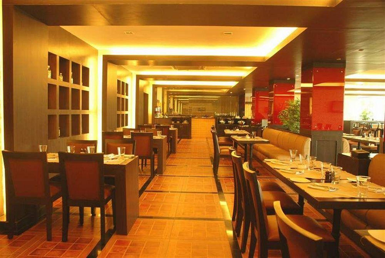 Food & Drinks 5, Claresta Sarovar Portico Hotel, Hosur, Krishnagiri