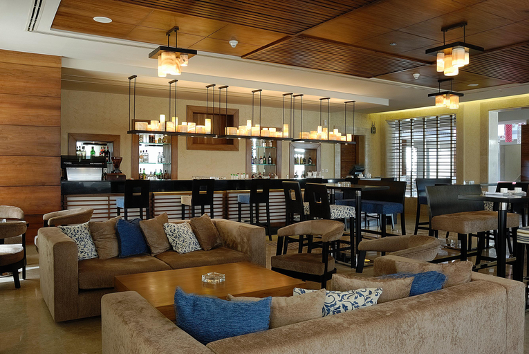 Public Area, JAZ Little Venice Golf Resort, 'Ataqah