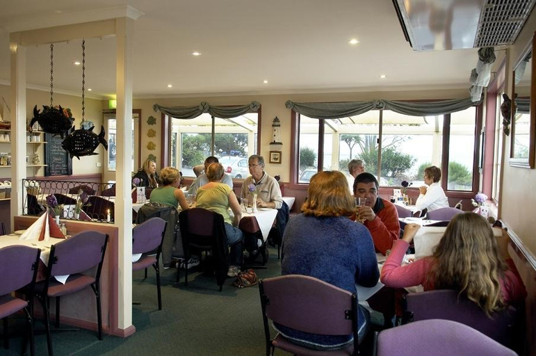 Public Area 3, Amos House and Swansea Ocean Villas, Glamorgan-Spring Bay