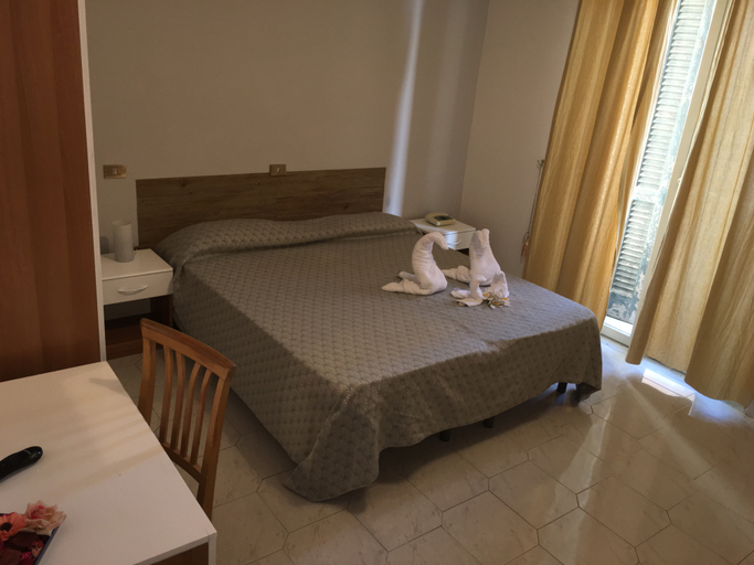 Bedroom 4, Le Orchidee, Napoli