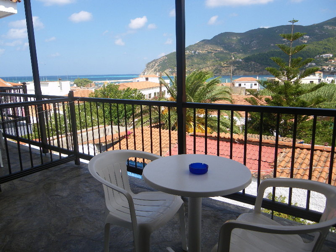 Others 4, Hotel Anelli, Thessaly