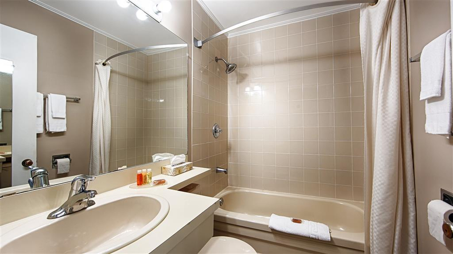 Bathroom, Best Western Aurora Inn, Kings
