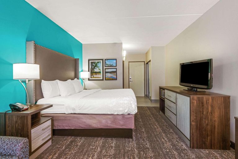 Bedroom 4, La Quinta Inn & Suites by Wyndham Jamestown, Chautauqua