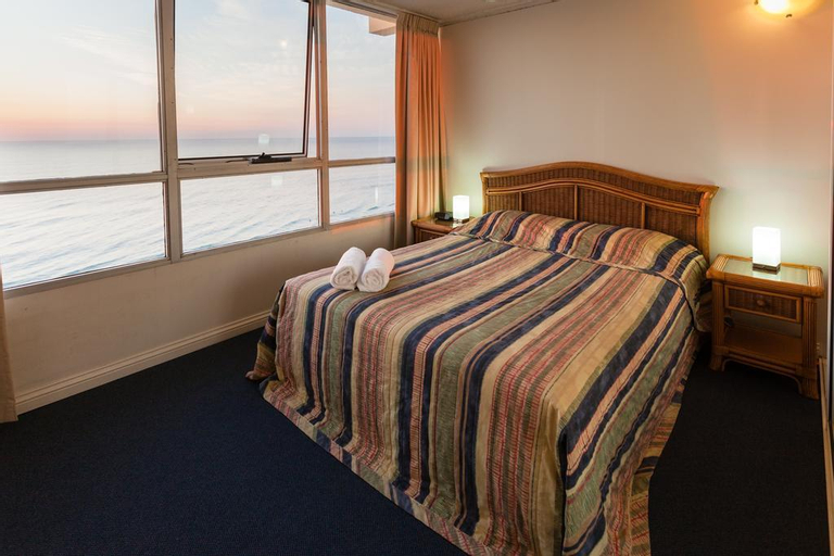 Chateau Beachside Resort, Gold Coast
