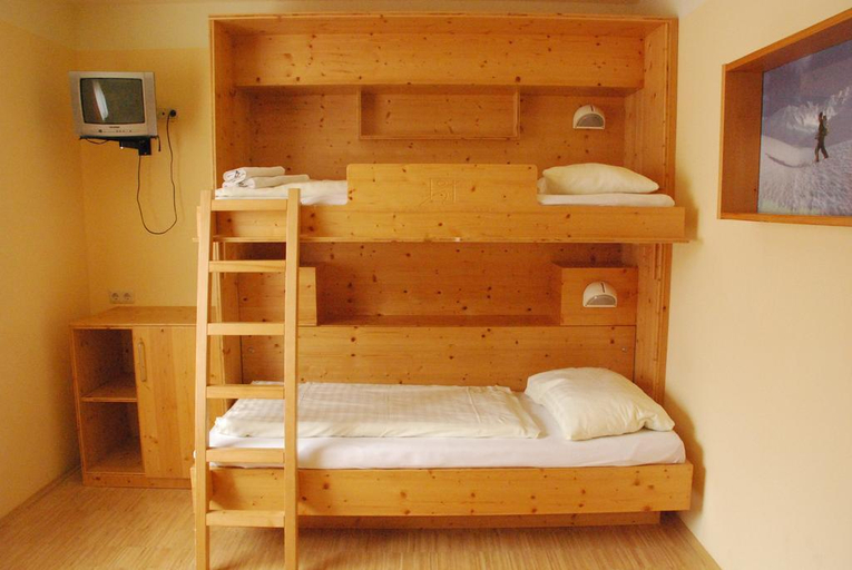 Bedroom 2, Jufa Gastehaus Steinach, Innsbruck Land