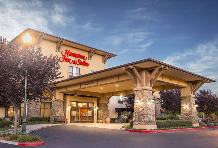 Hampton Inn & Suites Windsor - Sonoma Wine Country, Sonoma