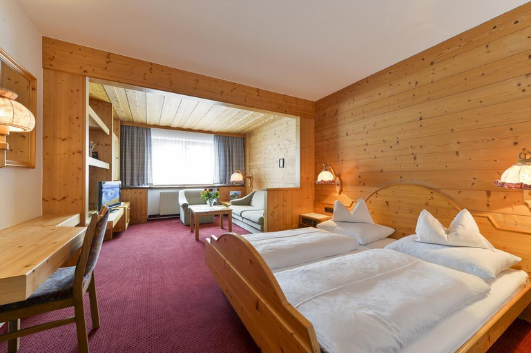 Bedroom 3, Hotel Bergheim, Bludenz