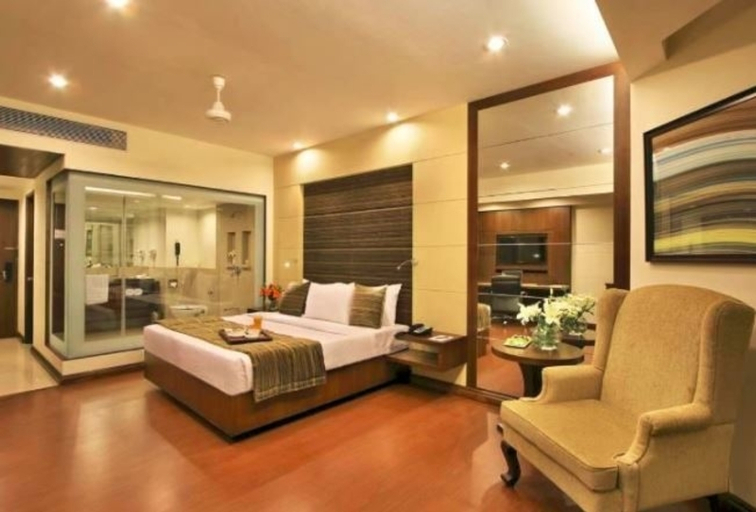 Bedroom 2, Express Residency Hotel, Vadodara