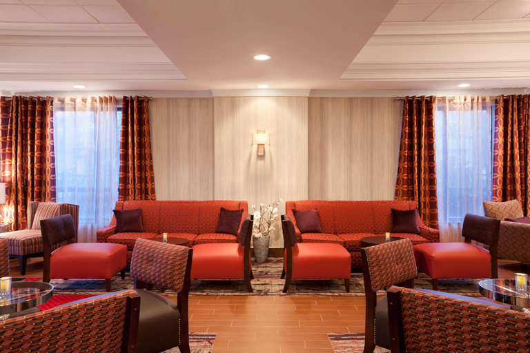 Public Area 2, Hampton Inn by Hilton Boston/Cambridge, Cambridge