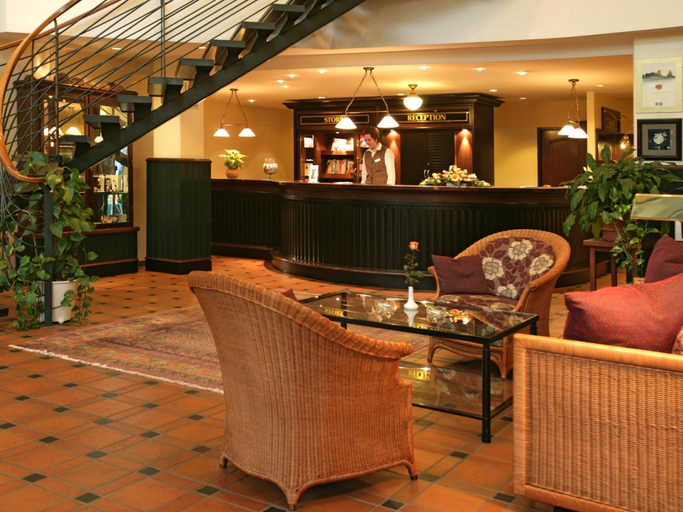 Public Area, Trans World Hotel Donauwelle, Linz
