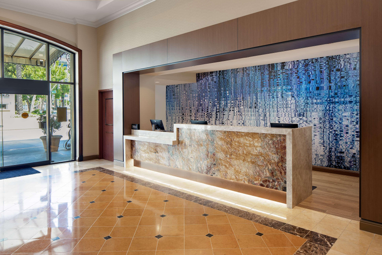 Public Area 4, Zessa Orange County Airport A Doubletree Hilton, Orange