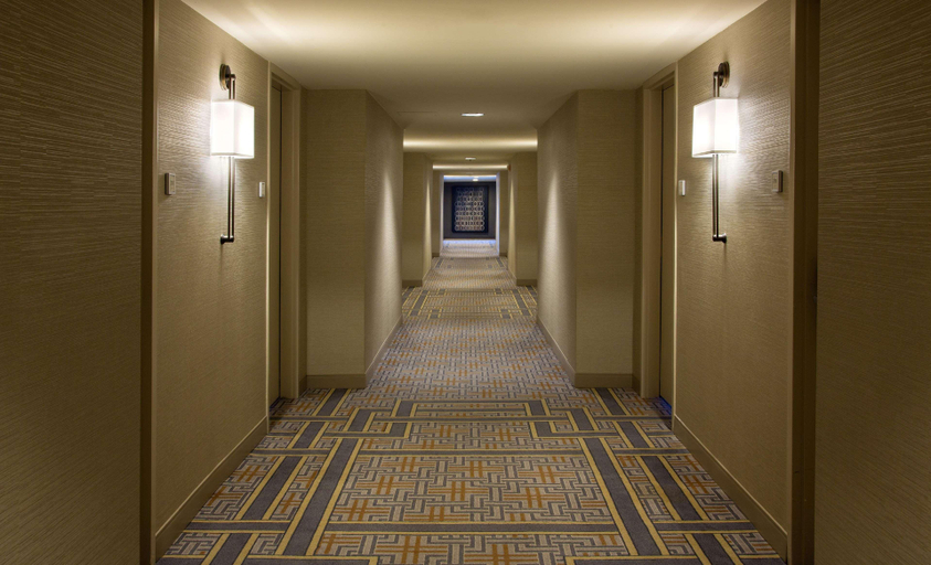 Public Area 3, DoubleTree by Hilton Chicago - Oak Brook, Dupage