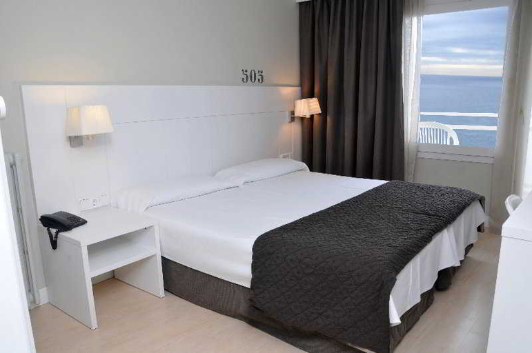 Bedroom 3, Rosamar Maxim, Girona