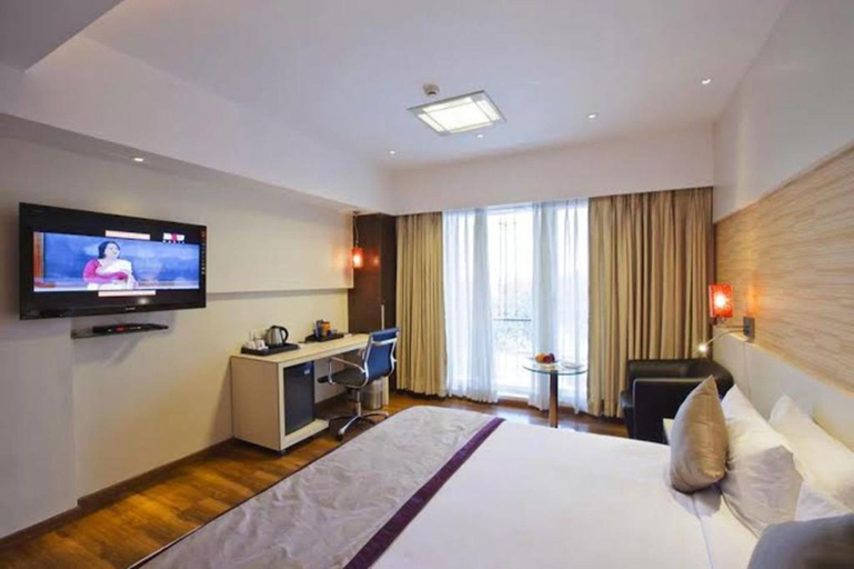 Bedroom 2, Spree Shivai Hotel, Pune