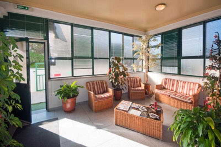 Public Area 2, Residencial Ferrinho, Guarda