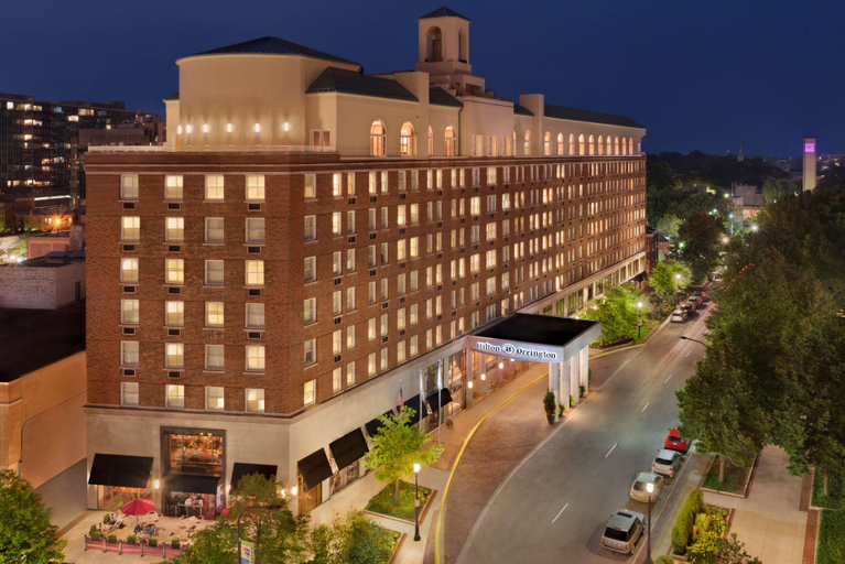 Exterior & Views 2, Hilton Orrington / Evanston, Cook