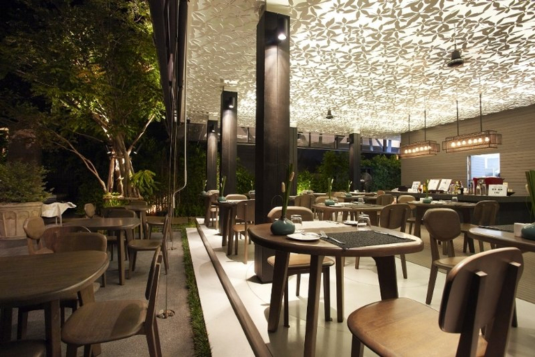 Food & Drinks 5, Cher Resort Cha-Am Hua Hin, Cha-Am